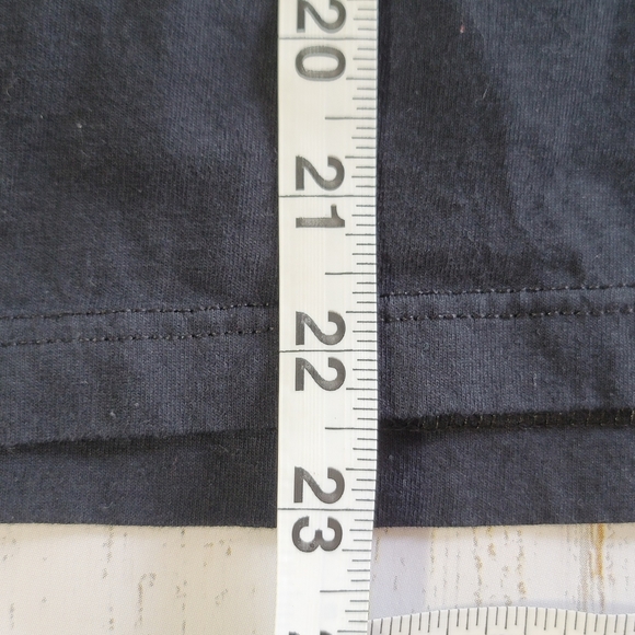 Jolly Roger Pirate Roatán T-Shirt Sun Faded Women's Shirt Size S - Picture 13 of 13